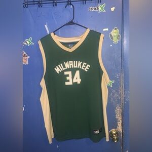 Giannis Antetokounmpo Jersey